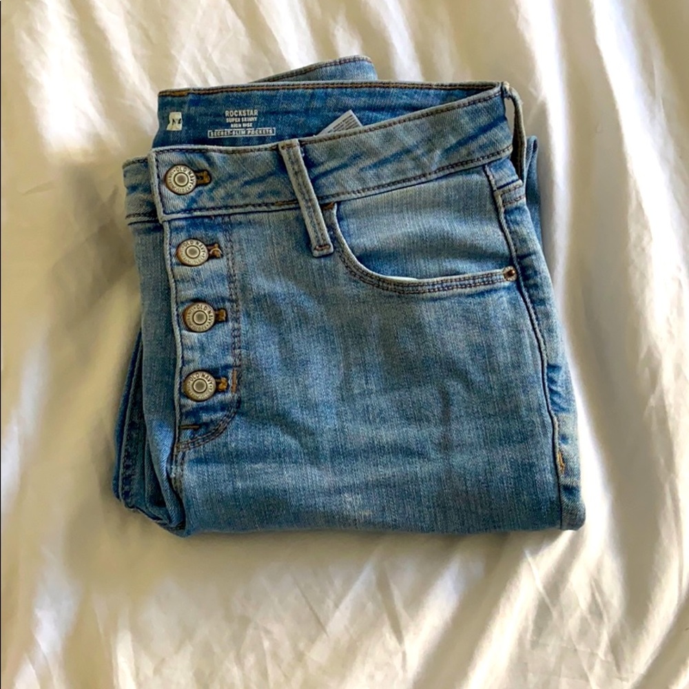 Light wash high rise jeans